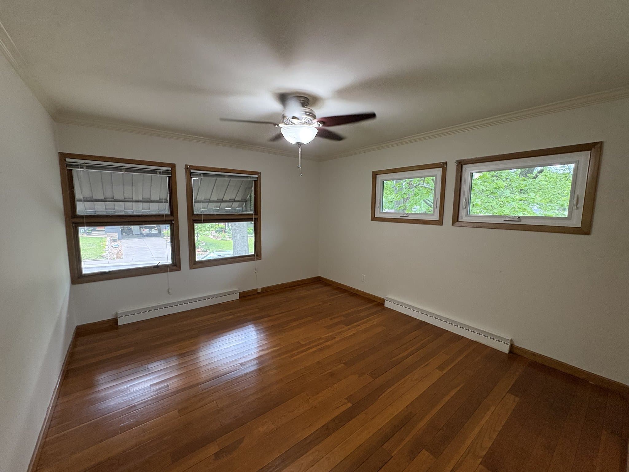 Prairie Village House: 5902 w 77th Terrace