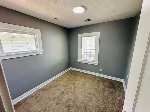 Cleveland House: 13825 Thornhope Ave