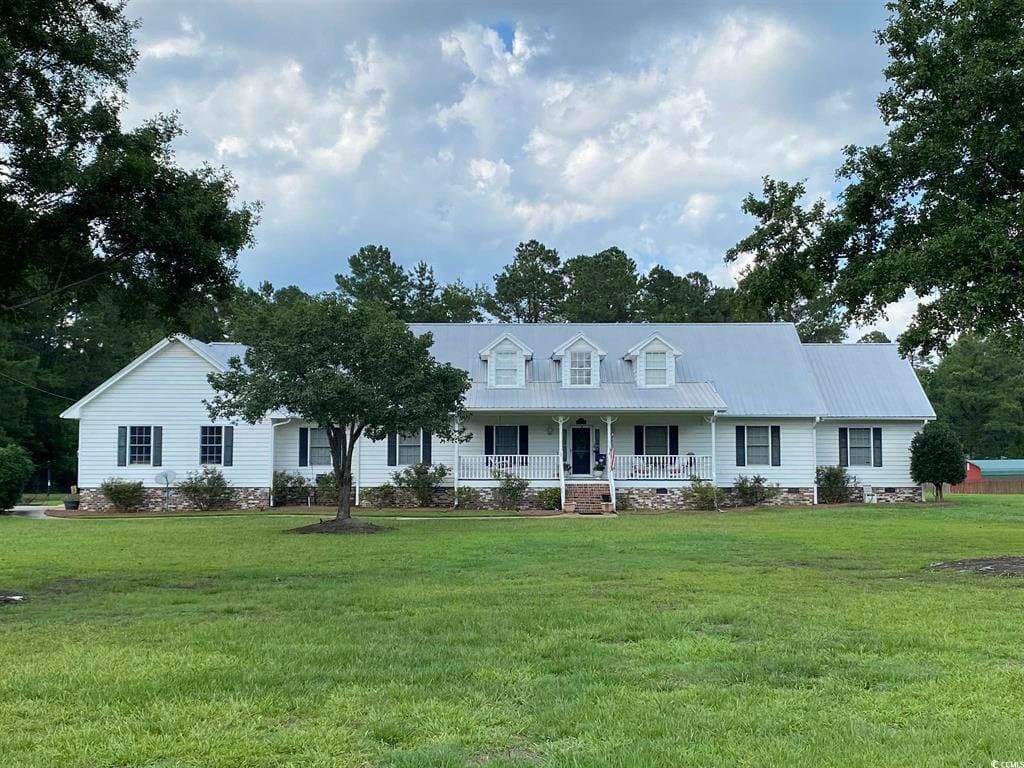 Conway House: 1500 Dirty Branch Rd