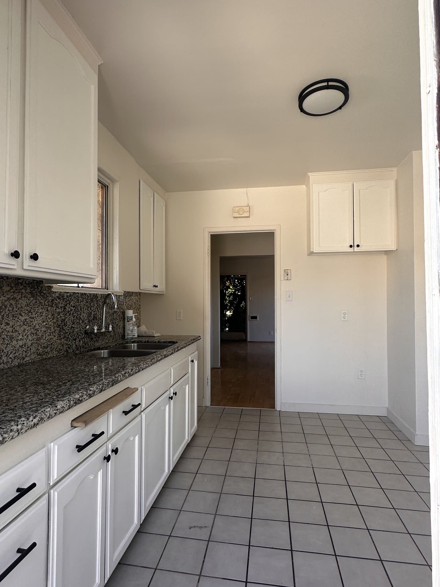 Glendale Apartment: 1137 N Verdugo Rd