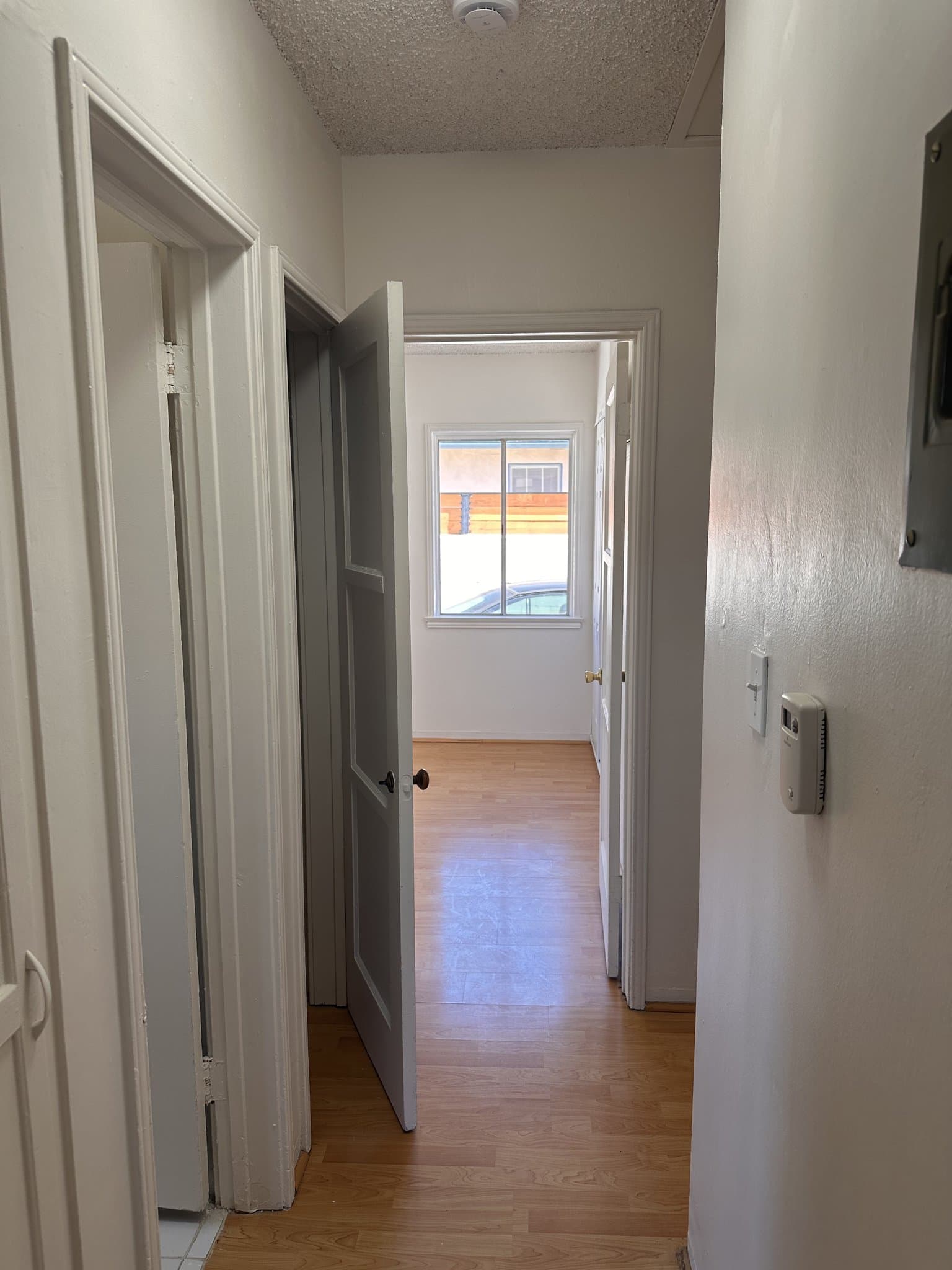 Glendale Apartment: 1137 N Verdugo Rd