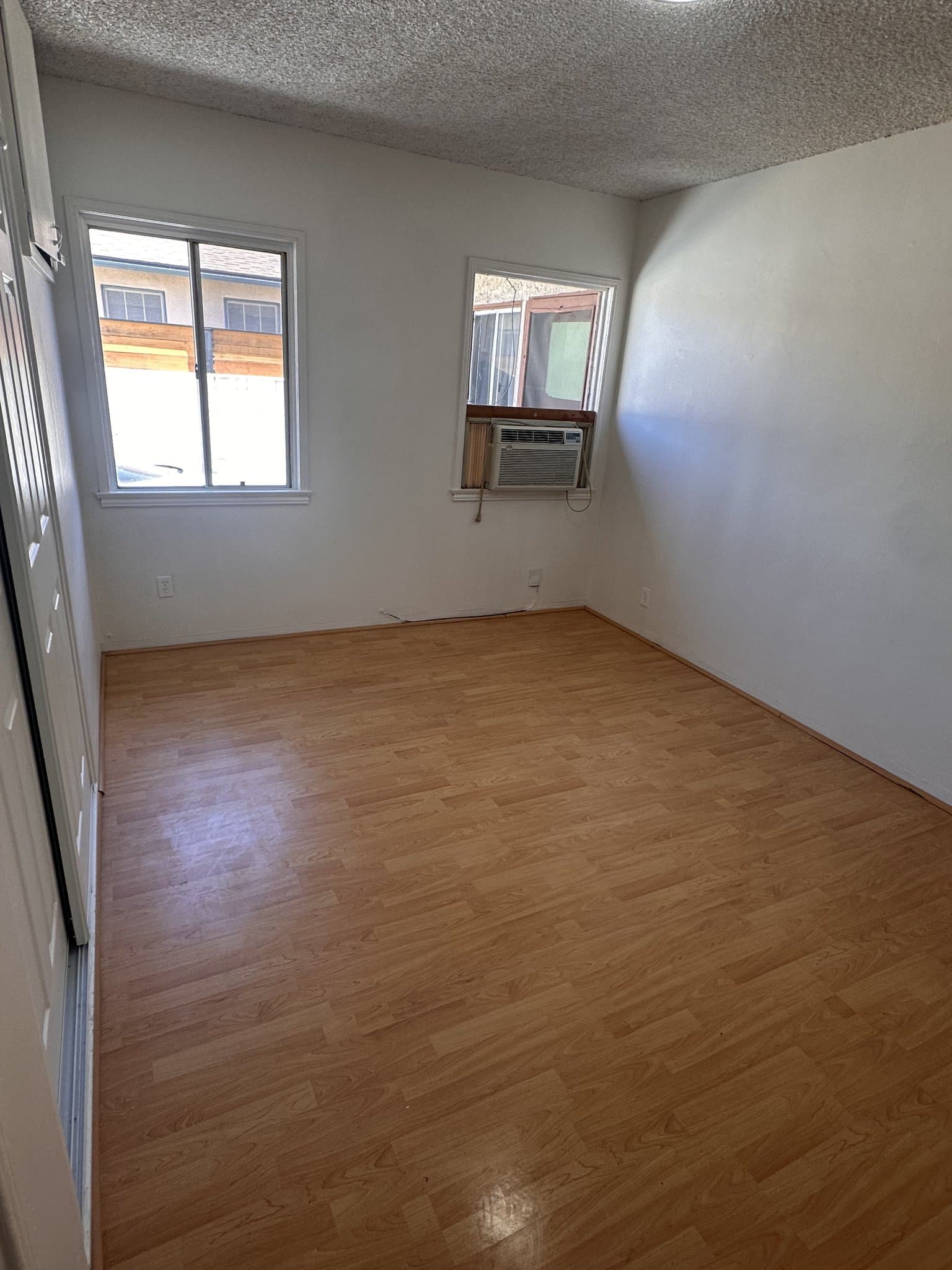 Glendale Apartment: 1137 N Verdugo Rd