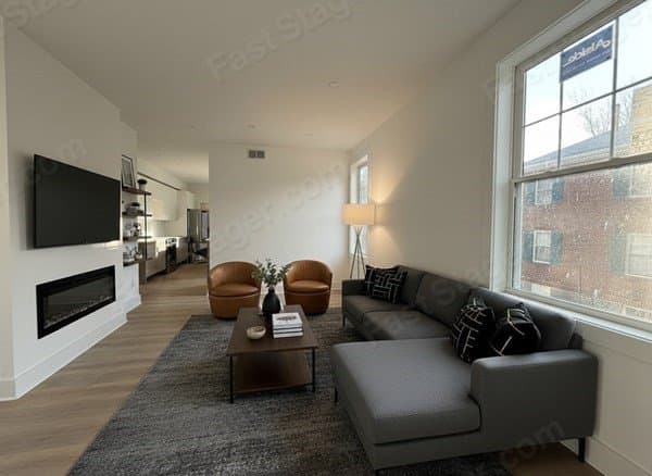 Newton Multiplex: 75 Floral St