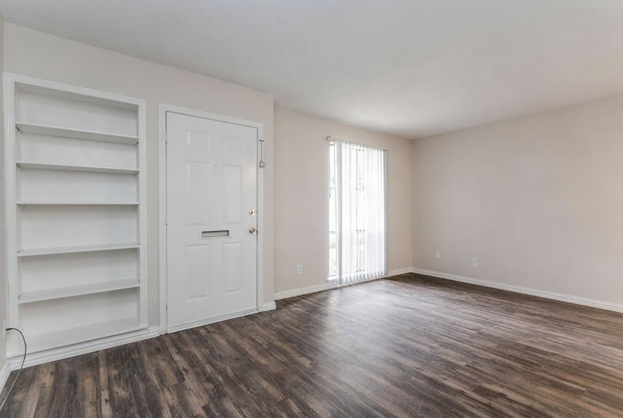 Dallas Condo: 9808 Valley Meadow Pl