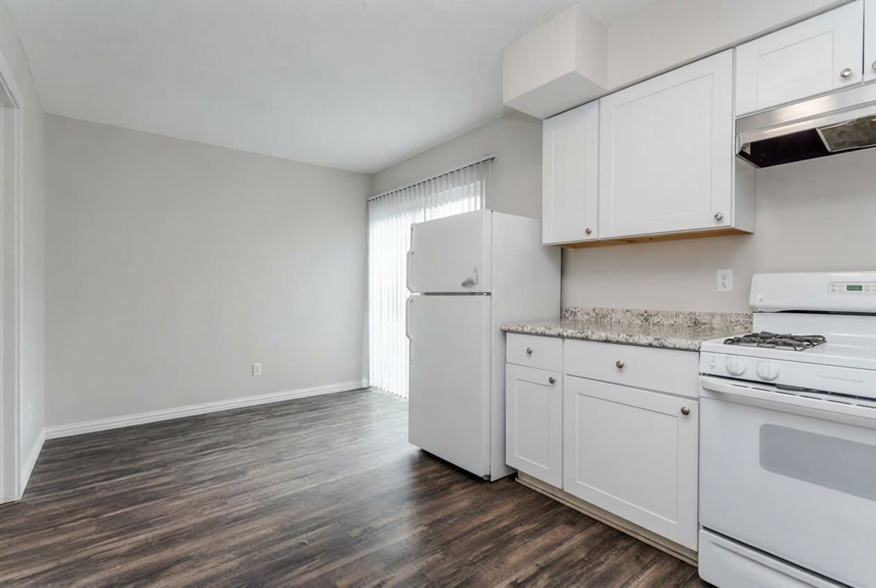 Dallas Condo: 9808 Valley Meadow Pl