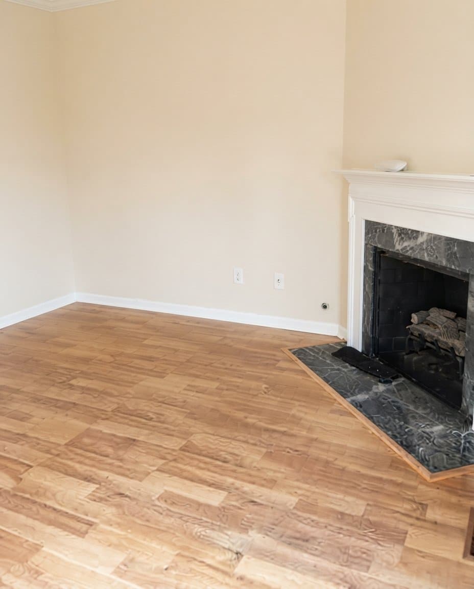 Herndon Townhome: 2465 Old Silo Ct