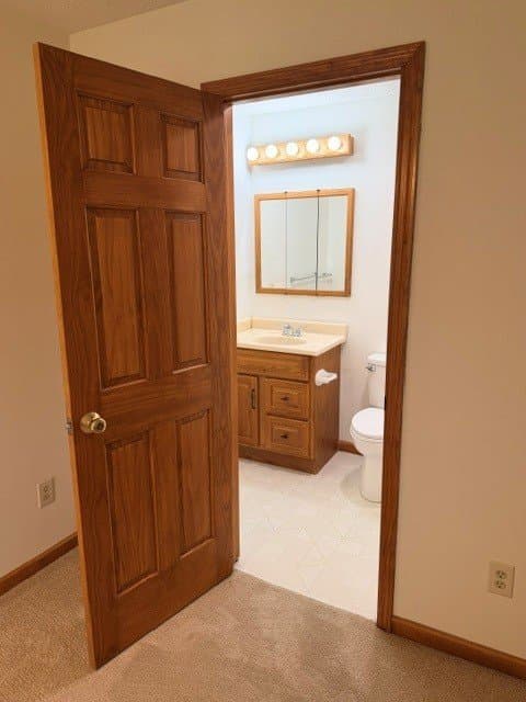 Columbus Condo: 2229 Hedgerow Rd