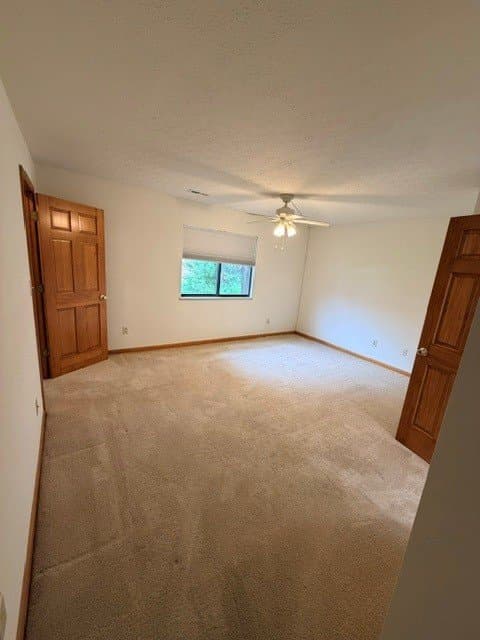 Columbus Condo: 2229 Hedgerow Rd