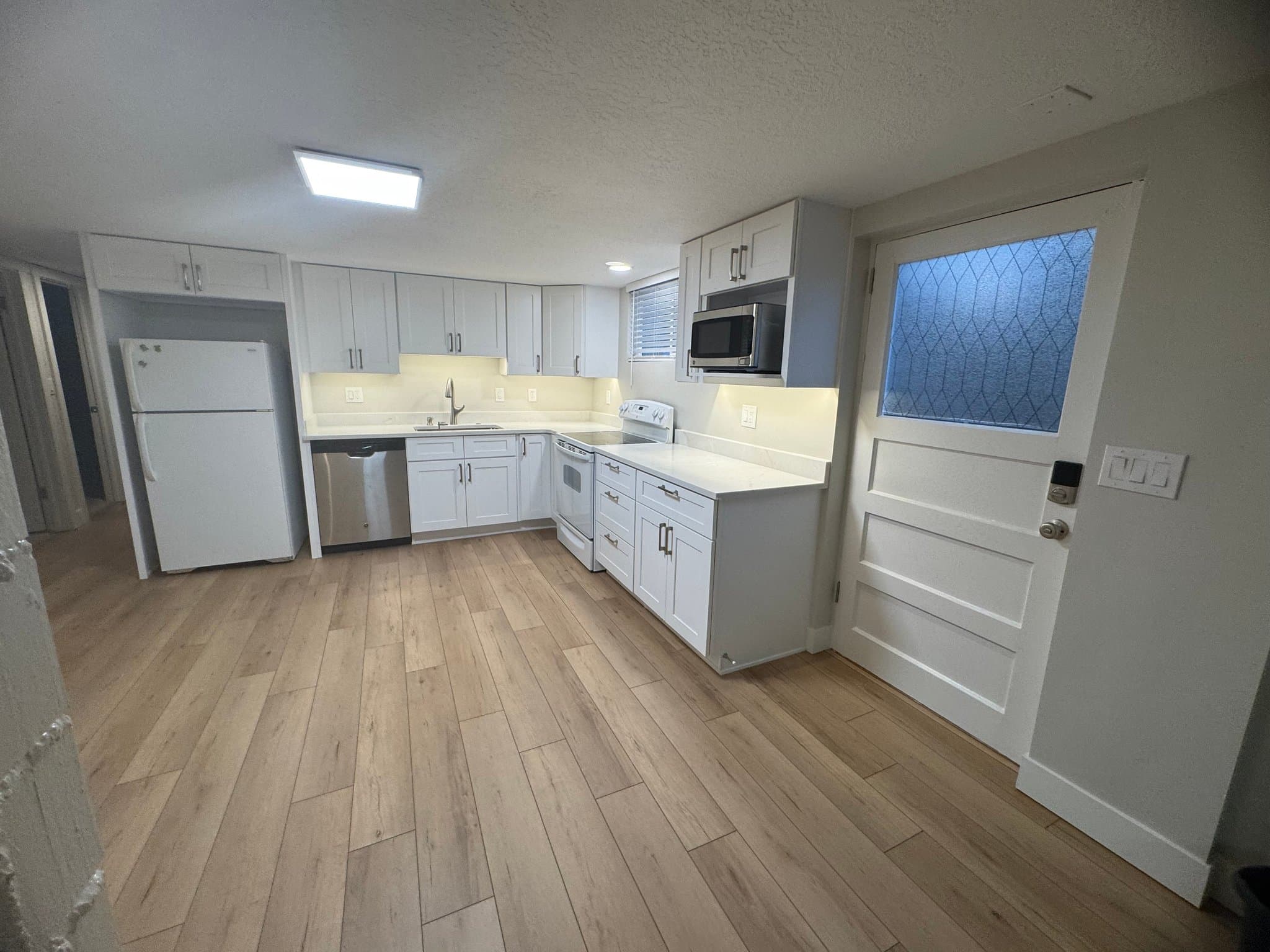 Murray House: 523 E Benbow St