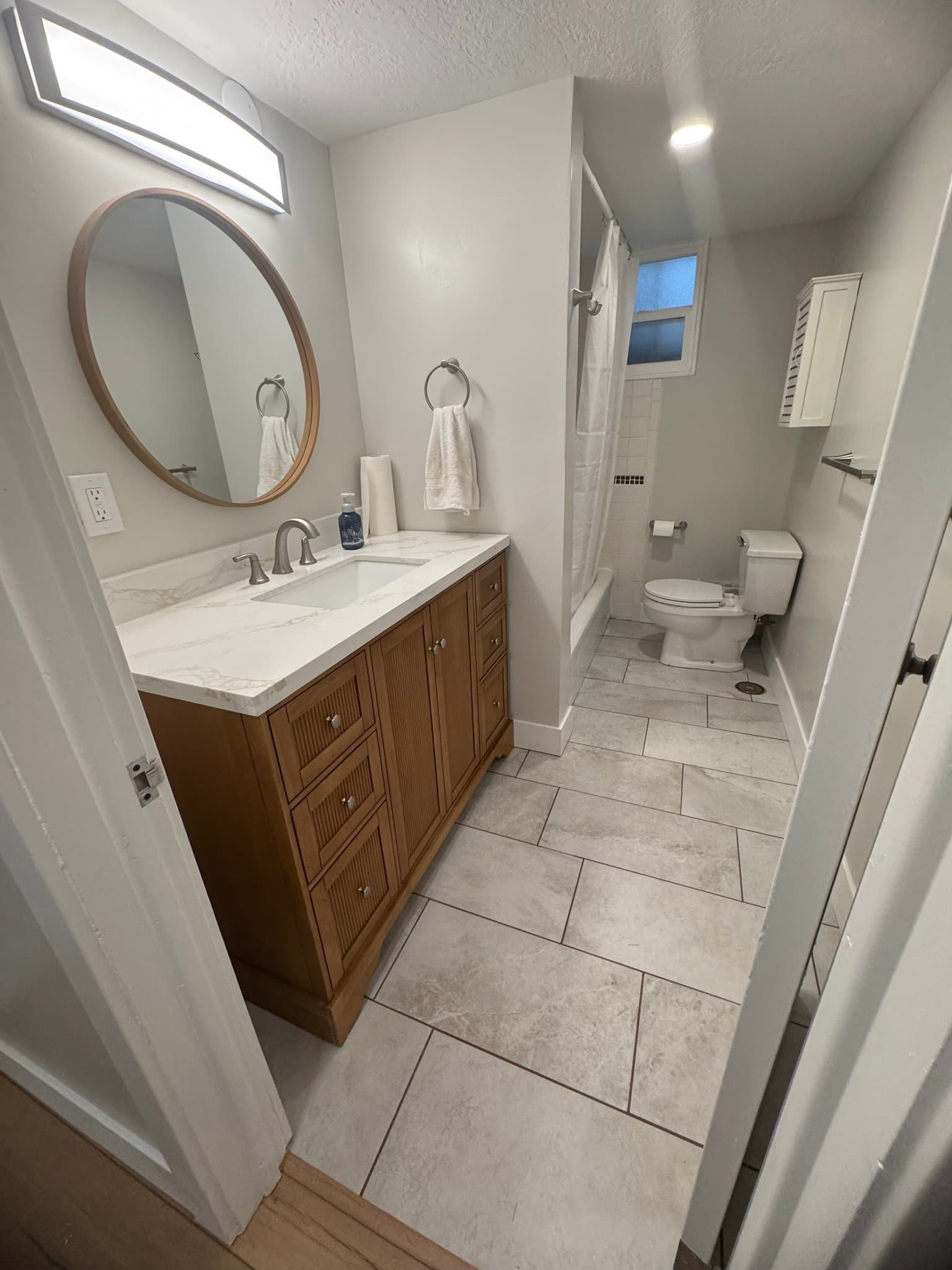 Murray House: 523 E Benbow St
