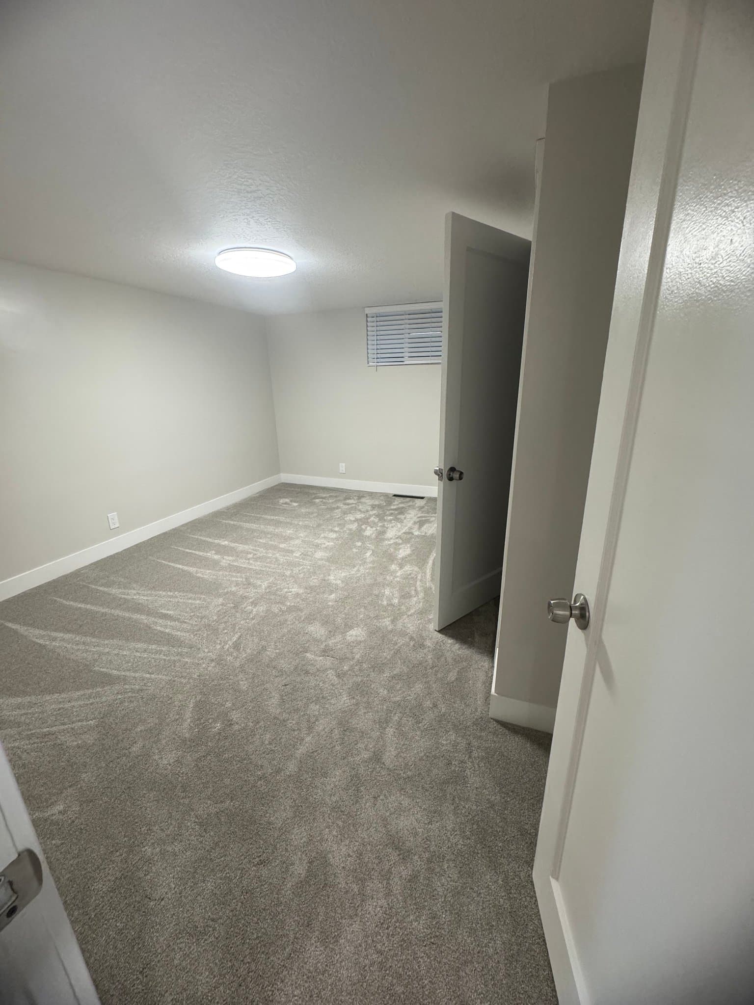 Murray House: 523 E Benbow St