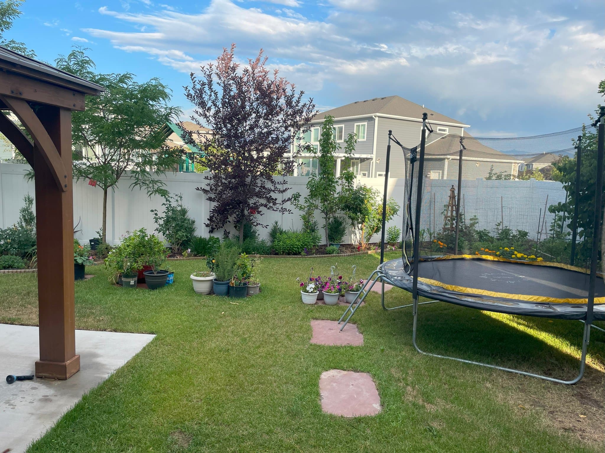 Bluffdale House: 15222 S Drumbeat Ln