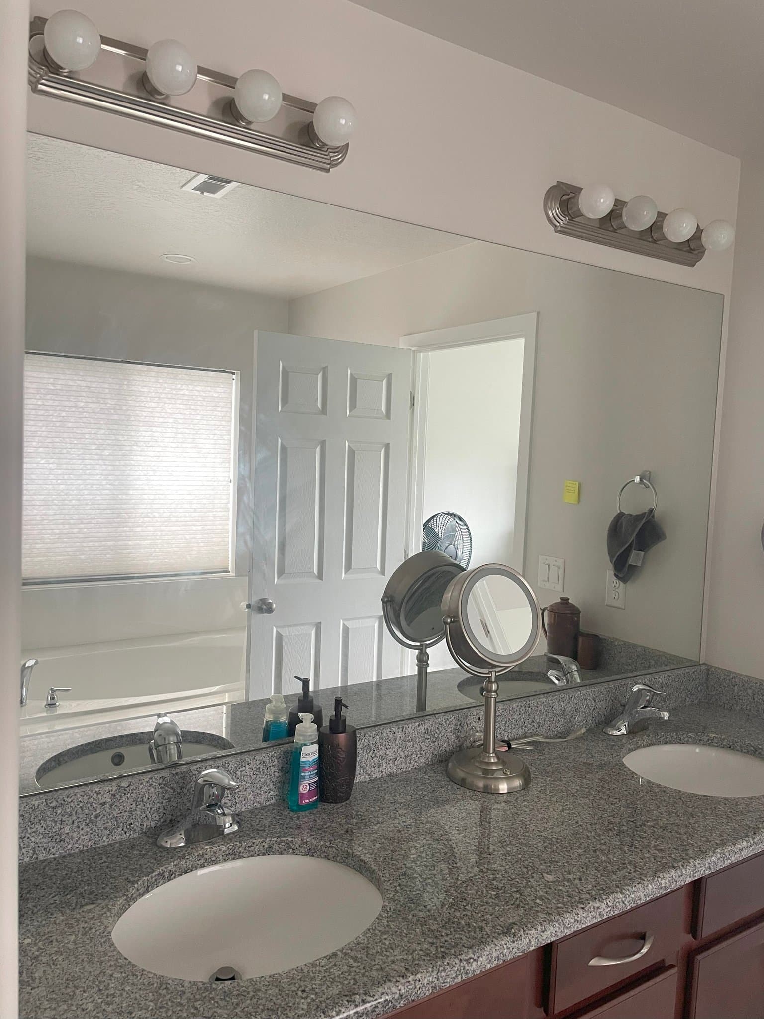 Bluffdale House: 15222 S Drumbeat Ln