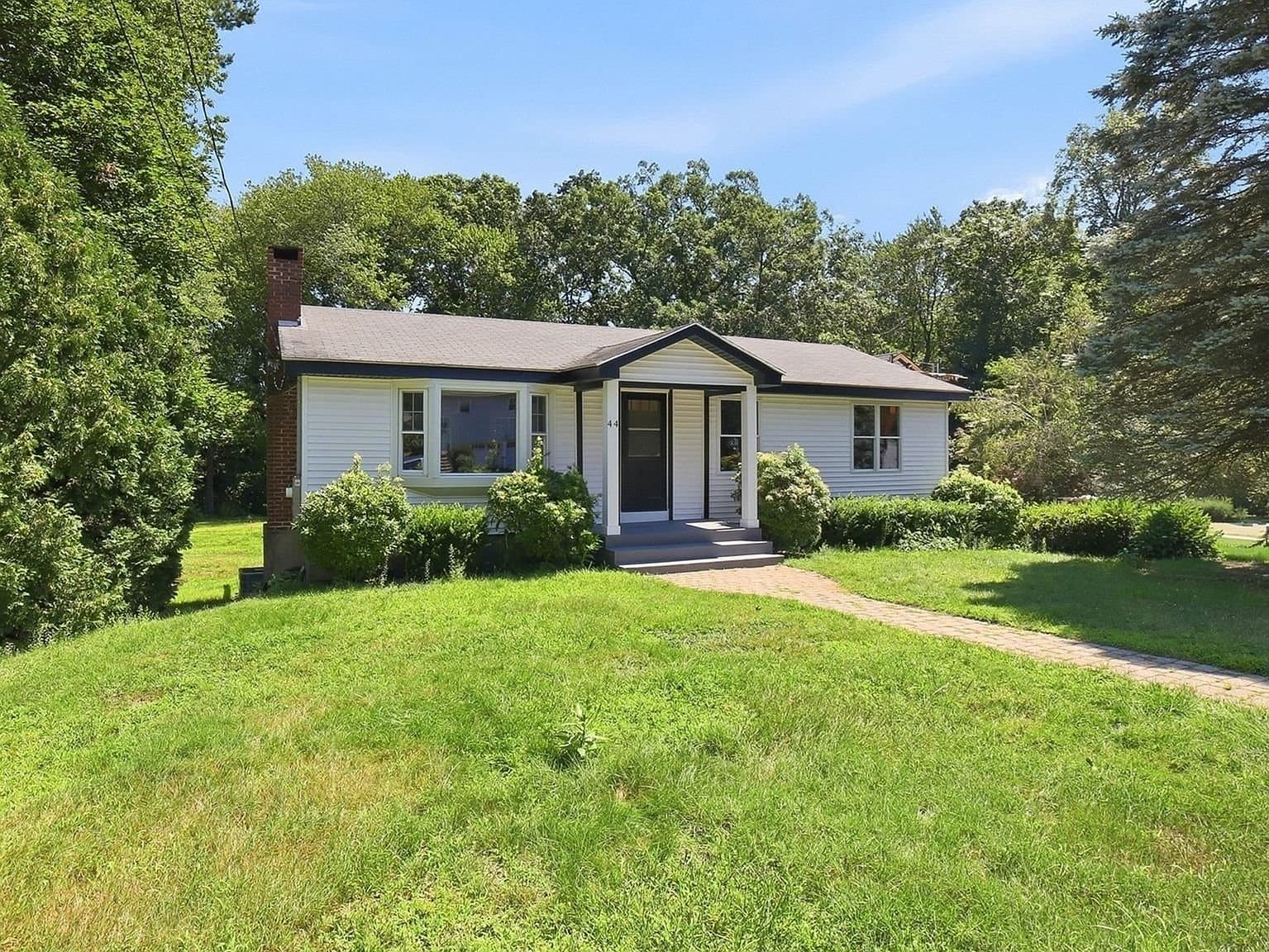 Shrewsbury Multiplex: 44 Topsfield Cir.