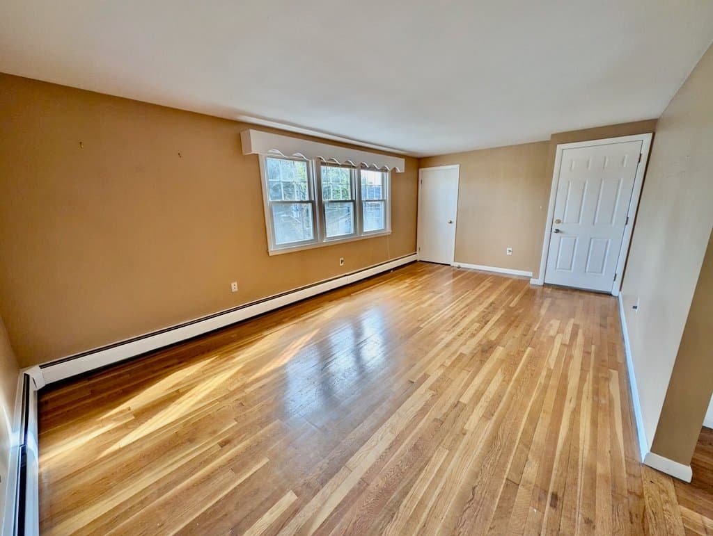Manchester Multiplex: 518 Central St