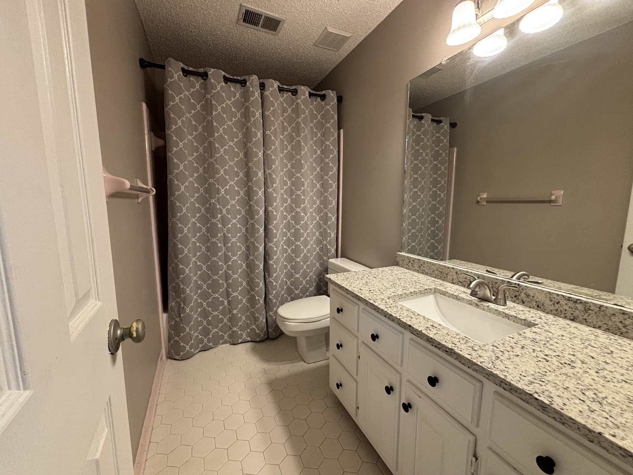 Bartlett House: 6117 Yorkhill Drive