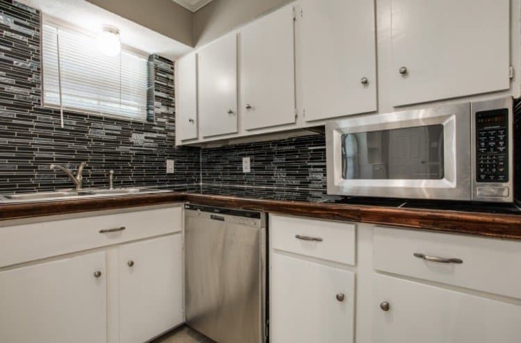 Mesquite House: 3401 Sidney Dr