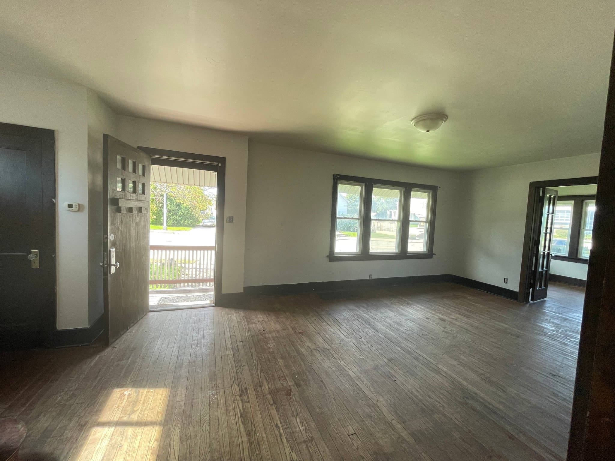 Kenosha House: 7229 Sheridan Road