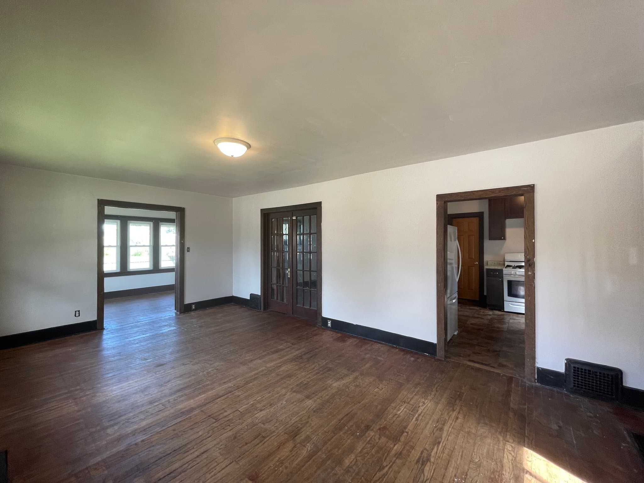 Kenosha House: 7229 Sheridan Road