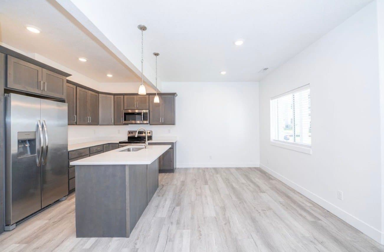 Smithfield Townhome: 46 W 460 N