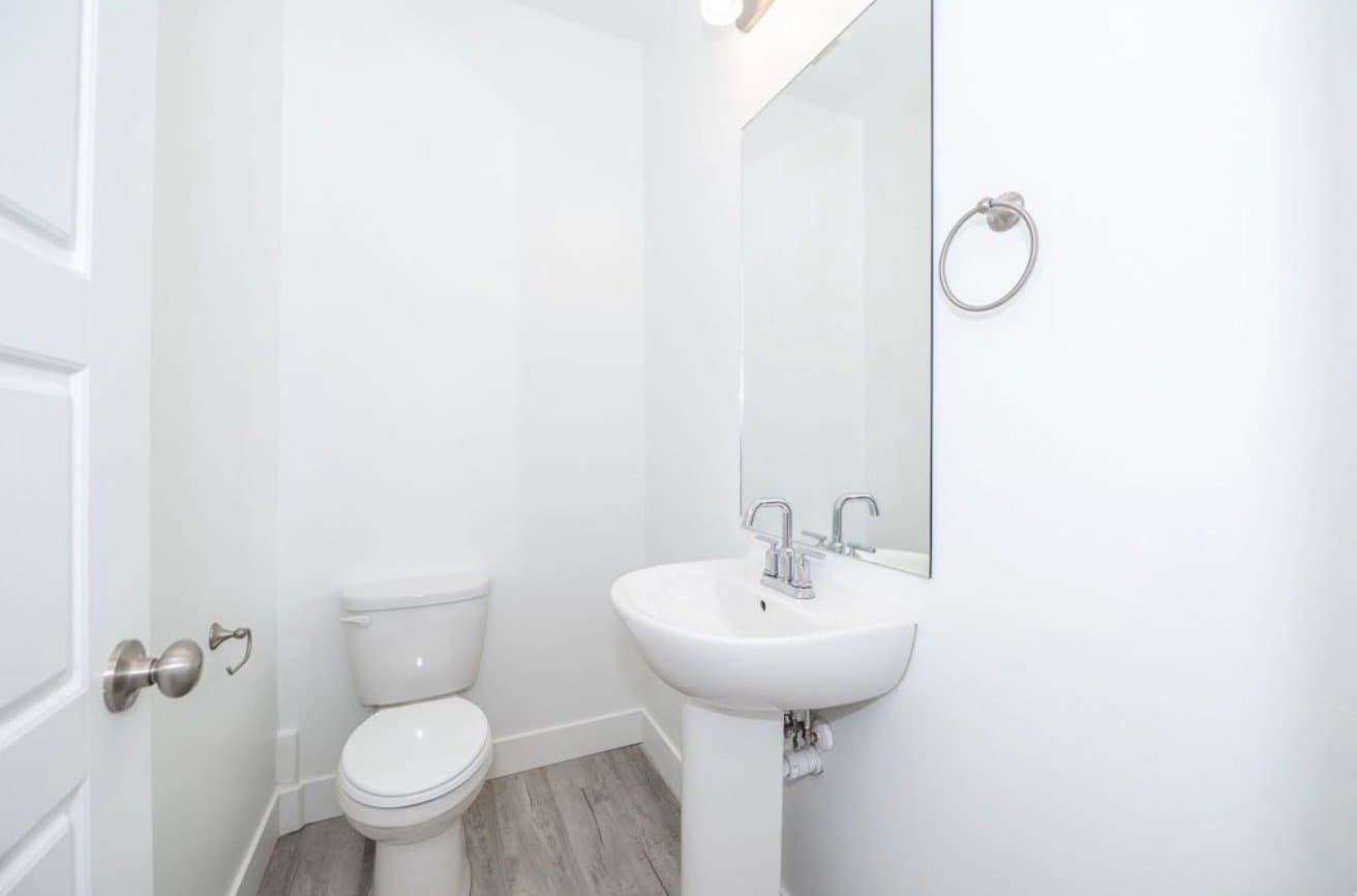 Smithfield Townhome: 46 W 460 N