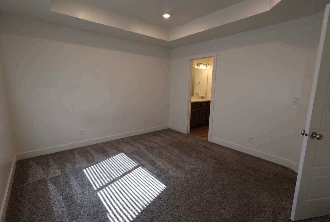 Smithfield Townhome: 46 W 460 N
