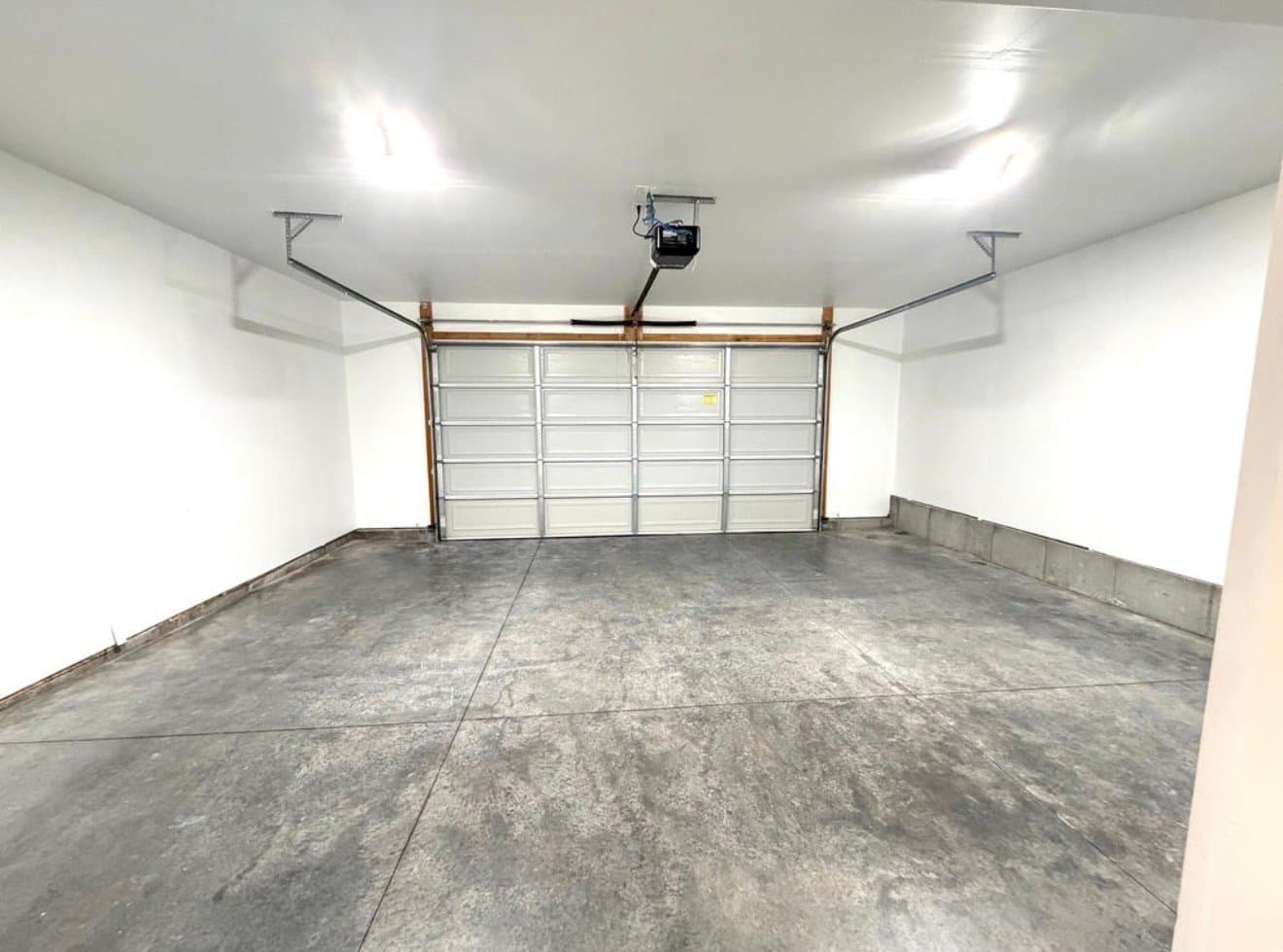 Smithfield Townhome: 46 W 460 N