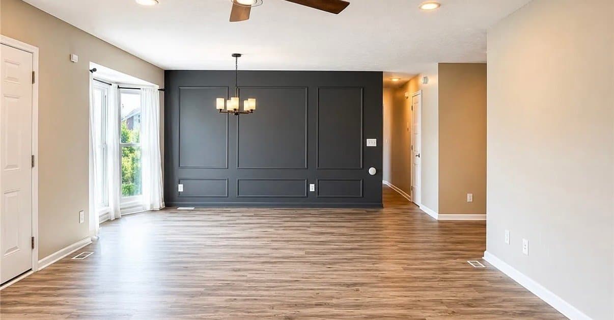 Fayetteville House: 6873 Kingsgate Dr