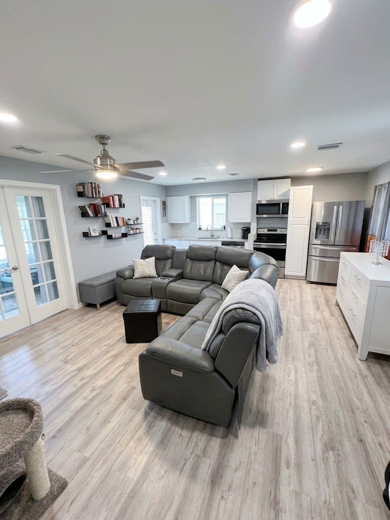 Fort Lauderdale Single Room: 420 SE 9th Ct