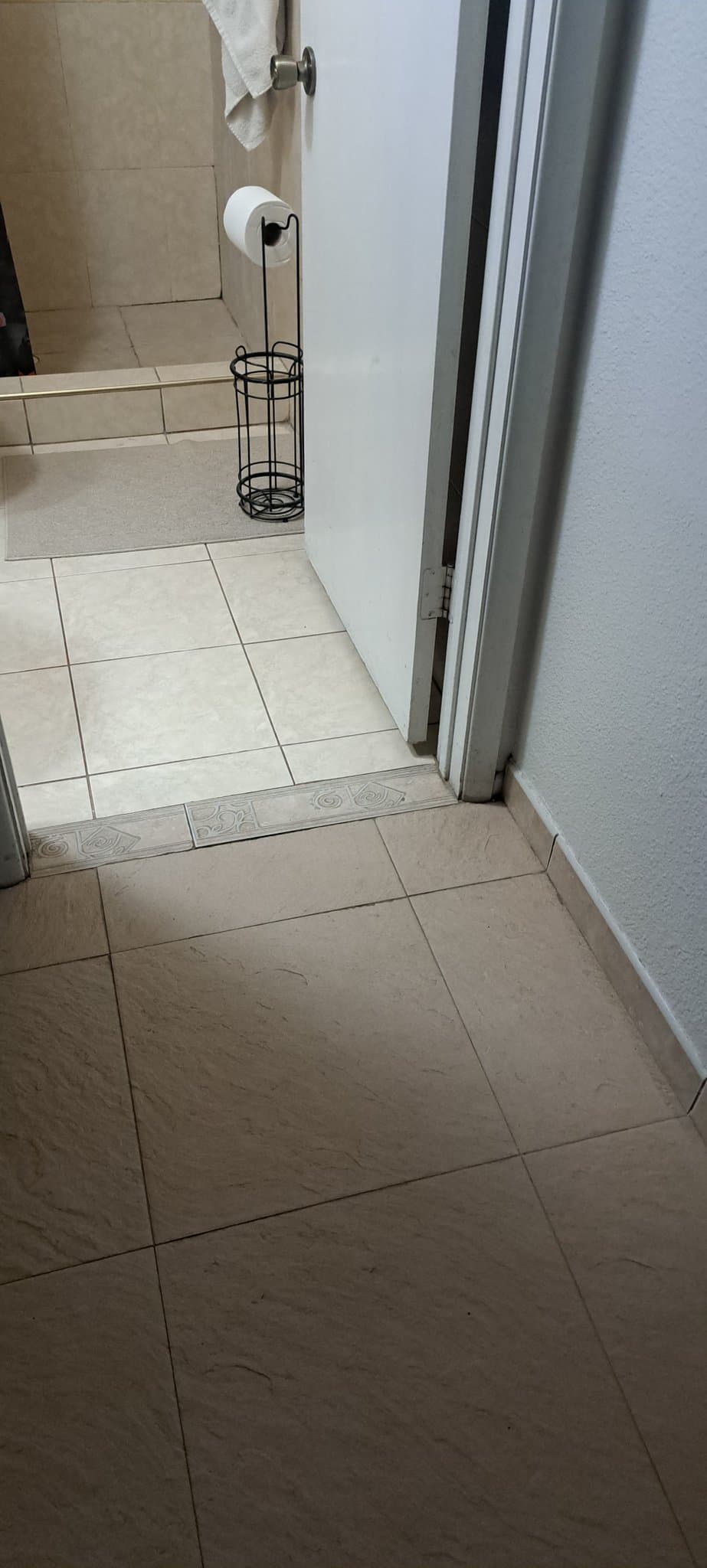 Las Vegas House: 159 Palisade Ave