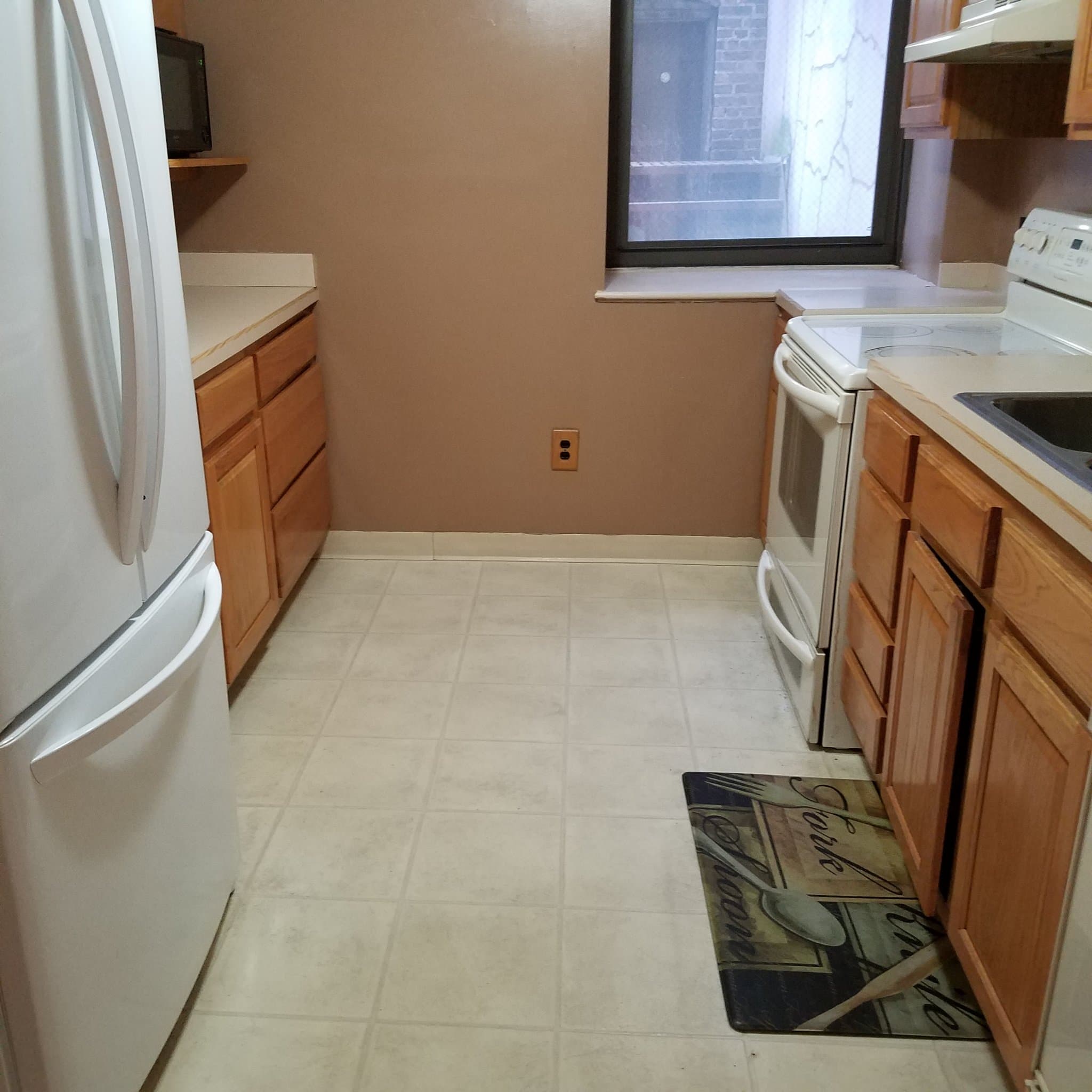 York Condo: 18 S George St
