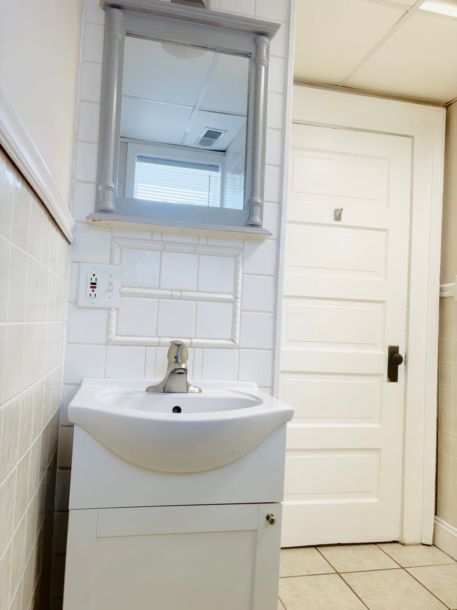 Terre Haute Apartment: 818 S 9th Street
