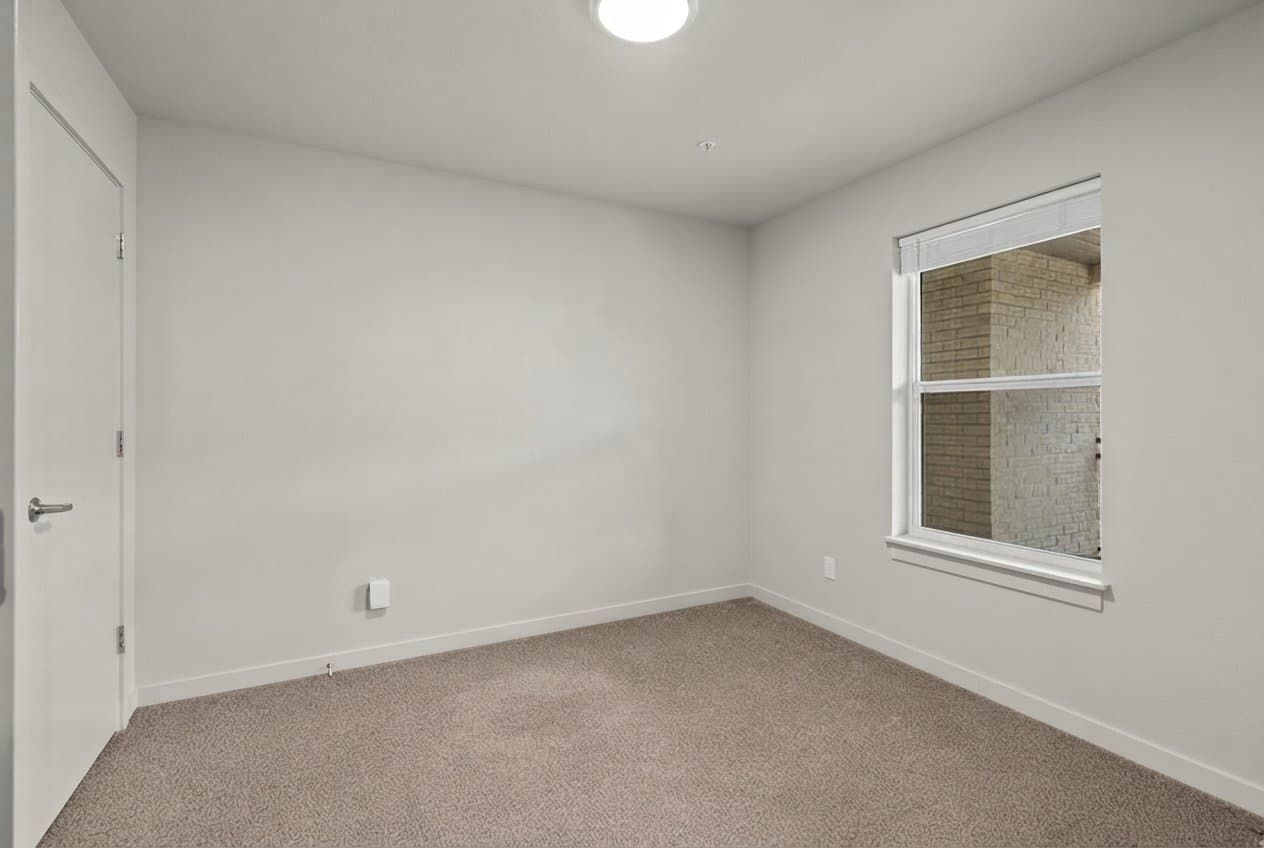 Springville Condo: 572 South 100 West, Unit E103
