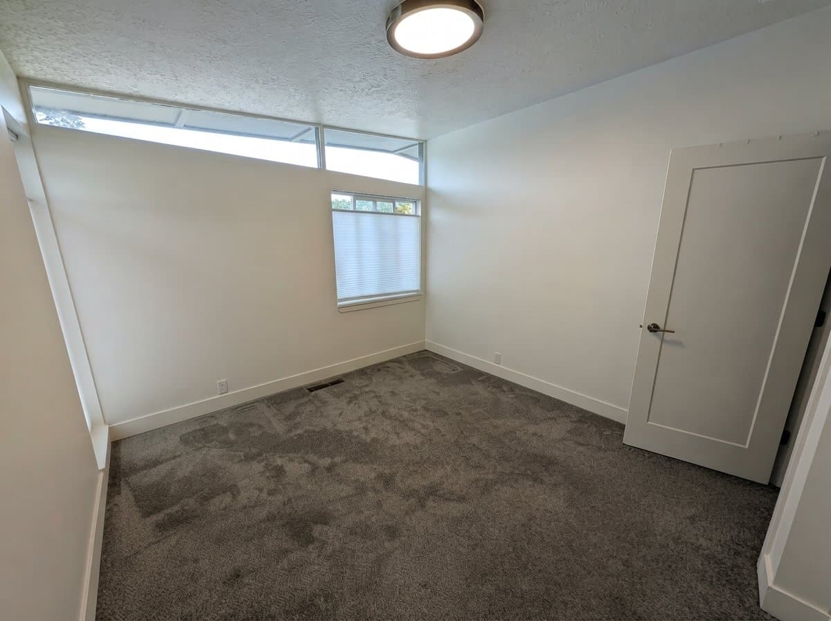 Salt Lake City Single Room: 1300 E and Downington Ave