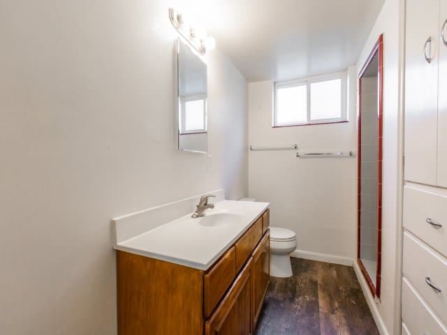 SALT LAKE CITY House: 2364 S COUNTRY CLUB CIR