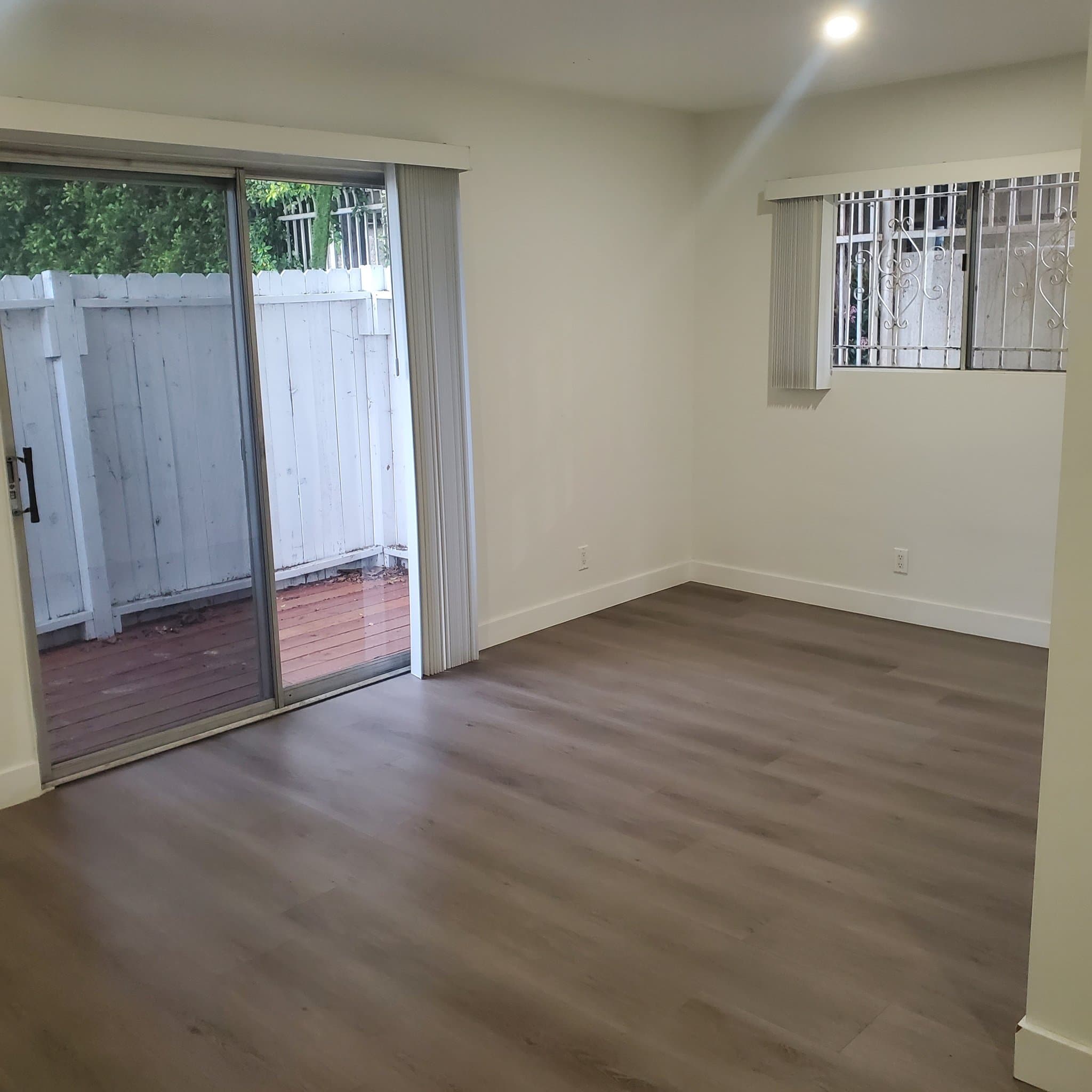 Los Angeles Apartment: 11408 Ohio ave