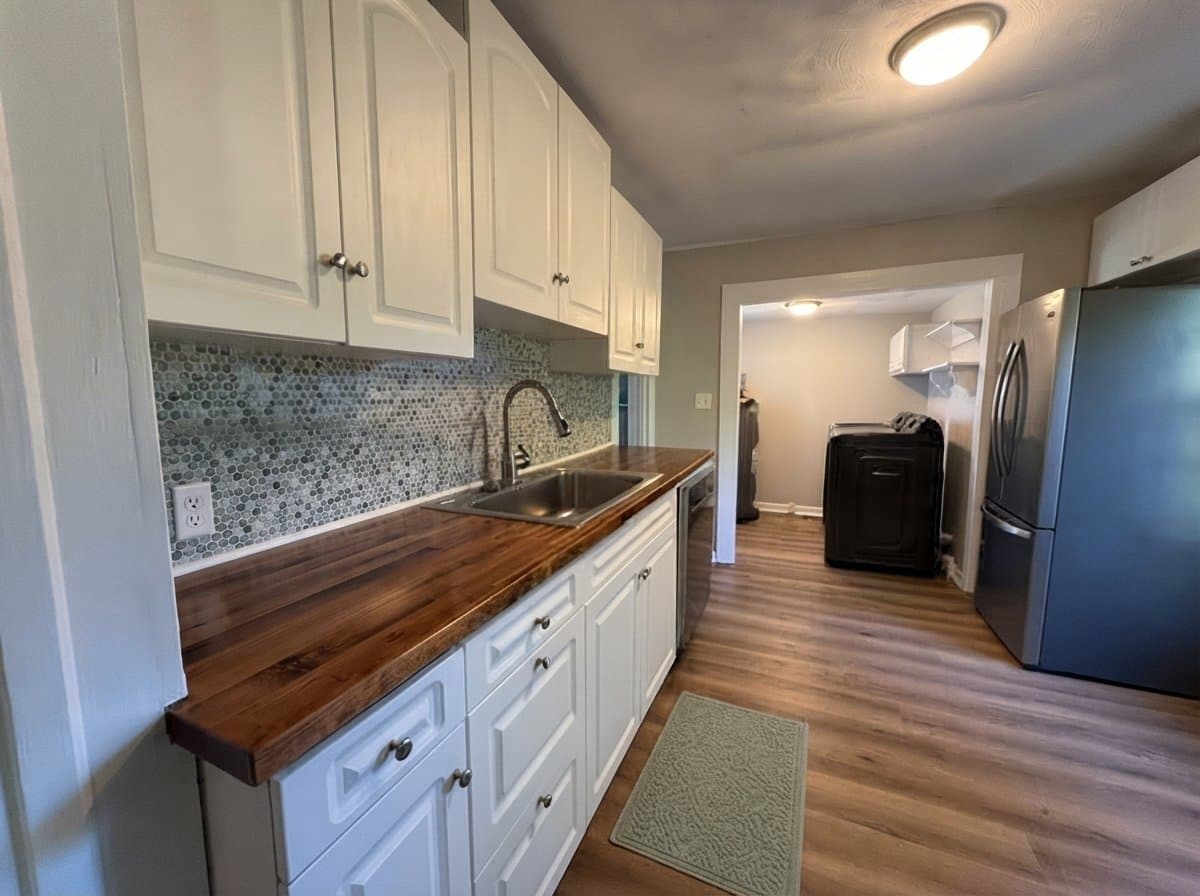 Rock Hill House: 514 Jackson St