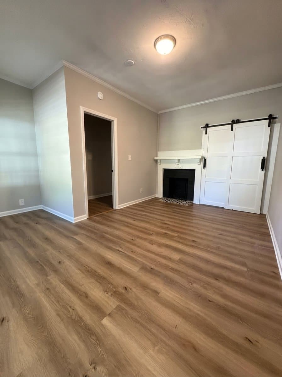 Rock Hill House: 514 Jackson St