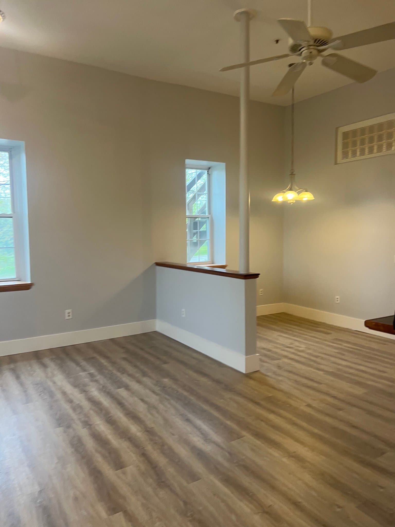 Searsport Apartment: 27 Mount Ephraim Rd