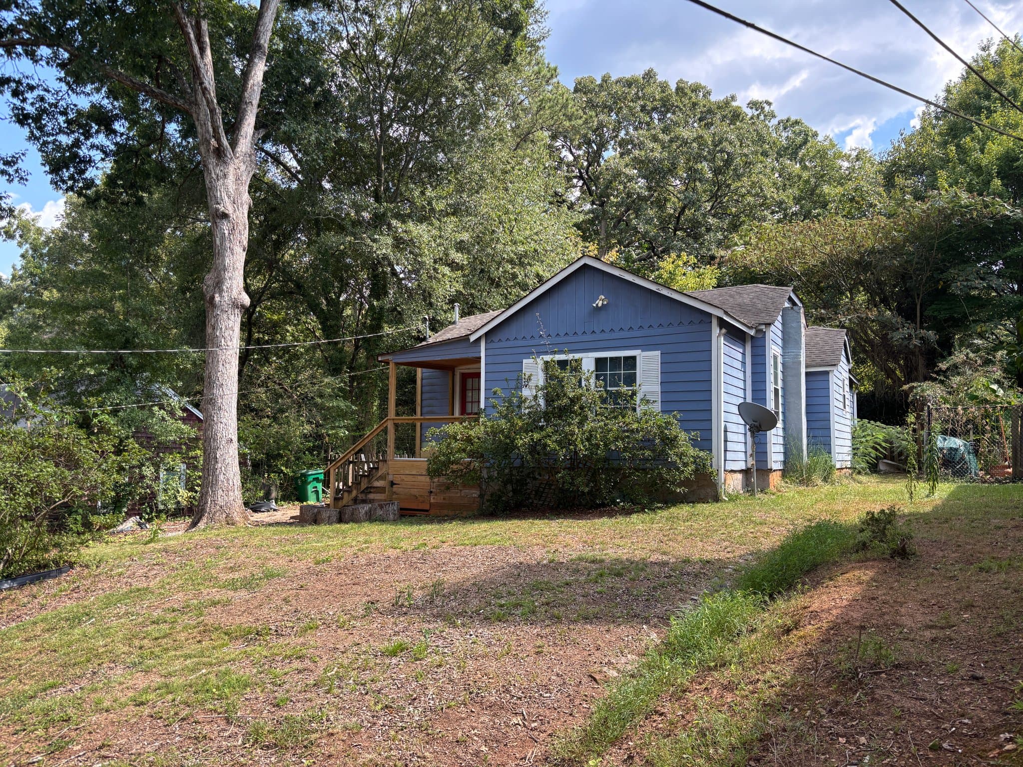 Decatur House: 3013 Alston Dr