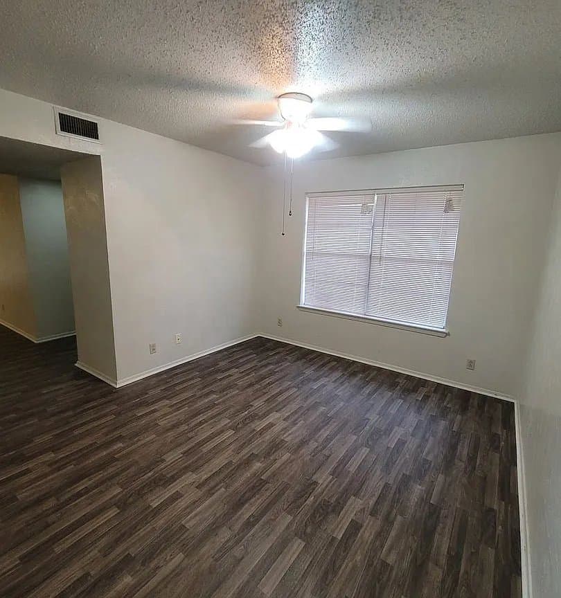 Temple Multiplex: 1802 Azalea Dr