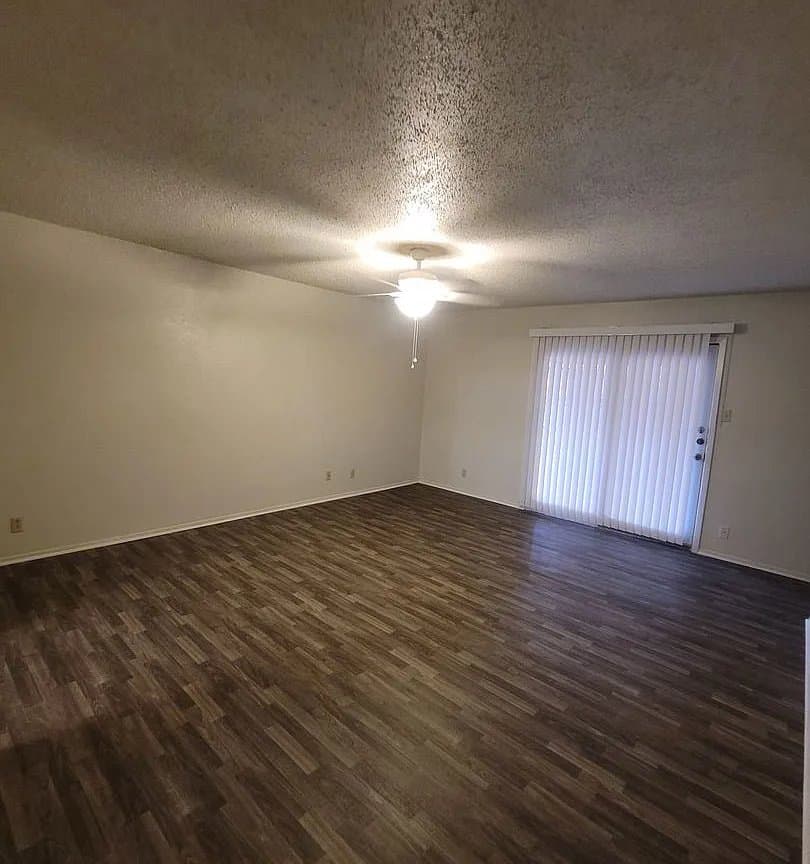 Temple Multiplex: 1802 Azalea Dr