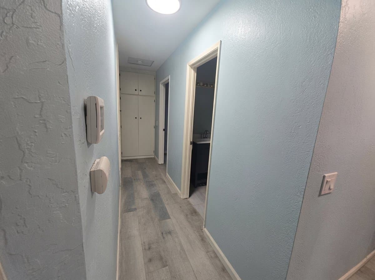 Fountain Valley House: 17530 Chestnut St