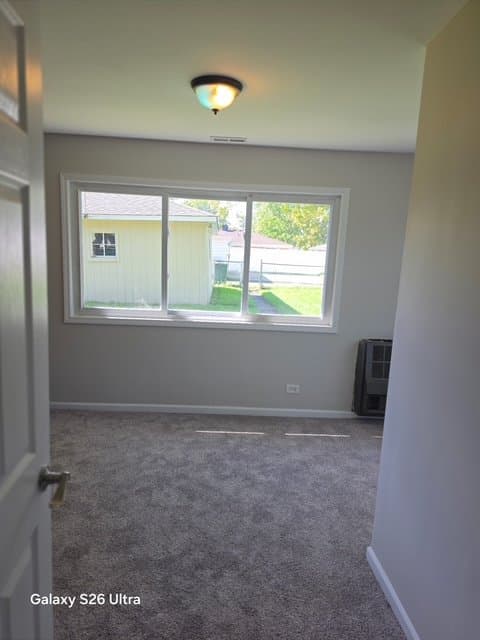 Lansing House: 17922 Oakwood Ave