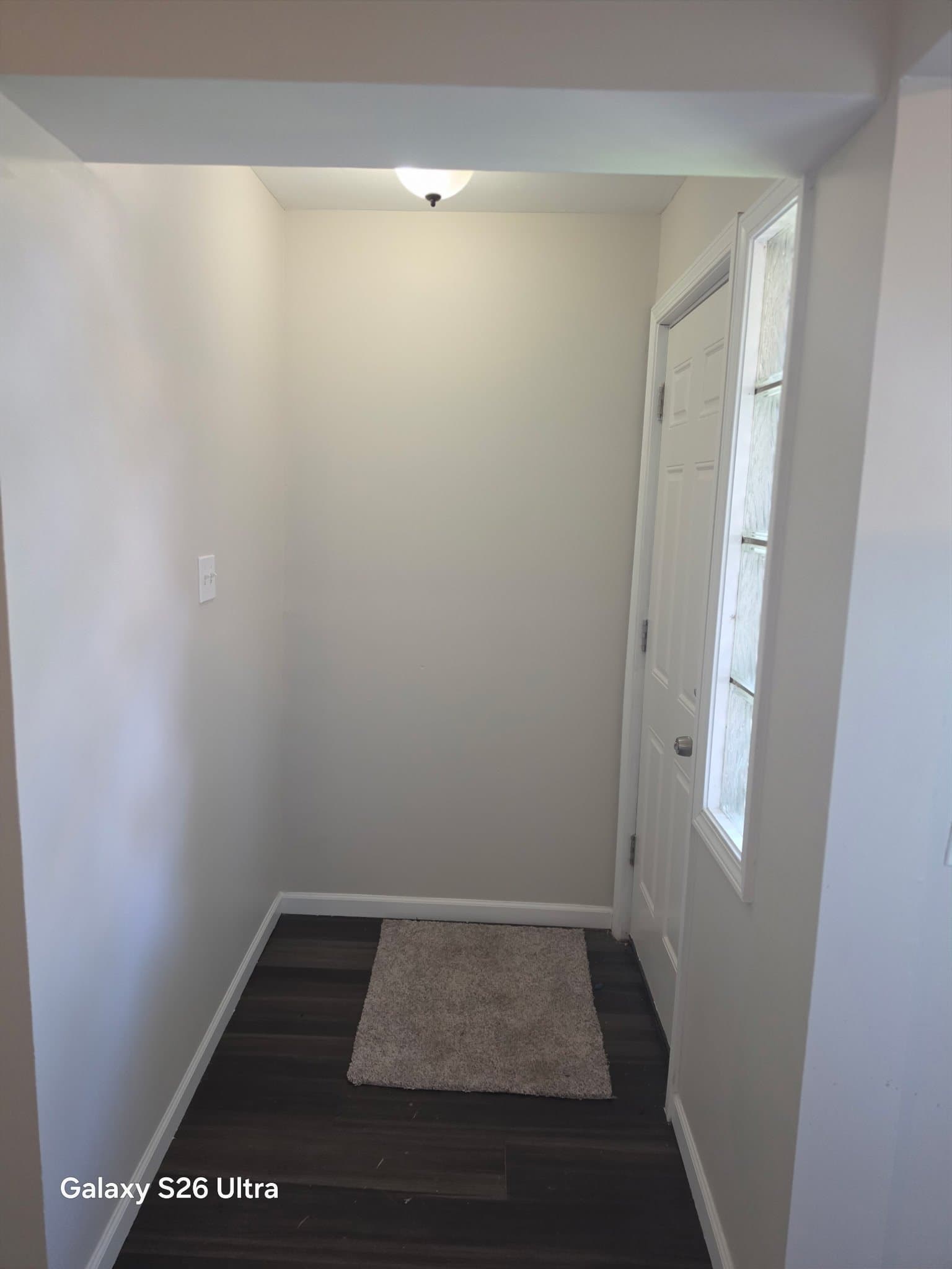 Lansing House: 17922 Oakwood Ave