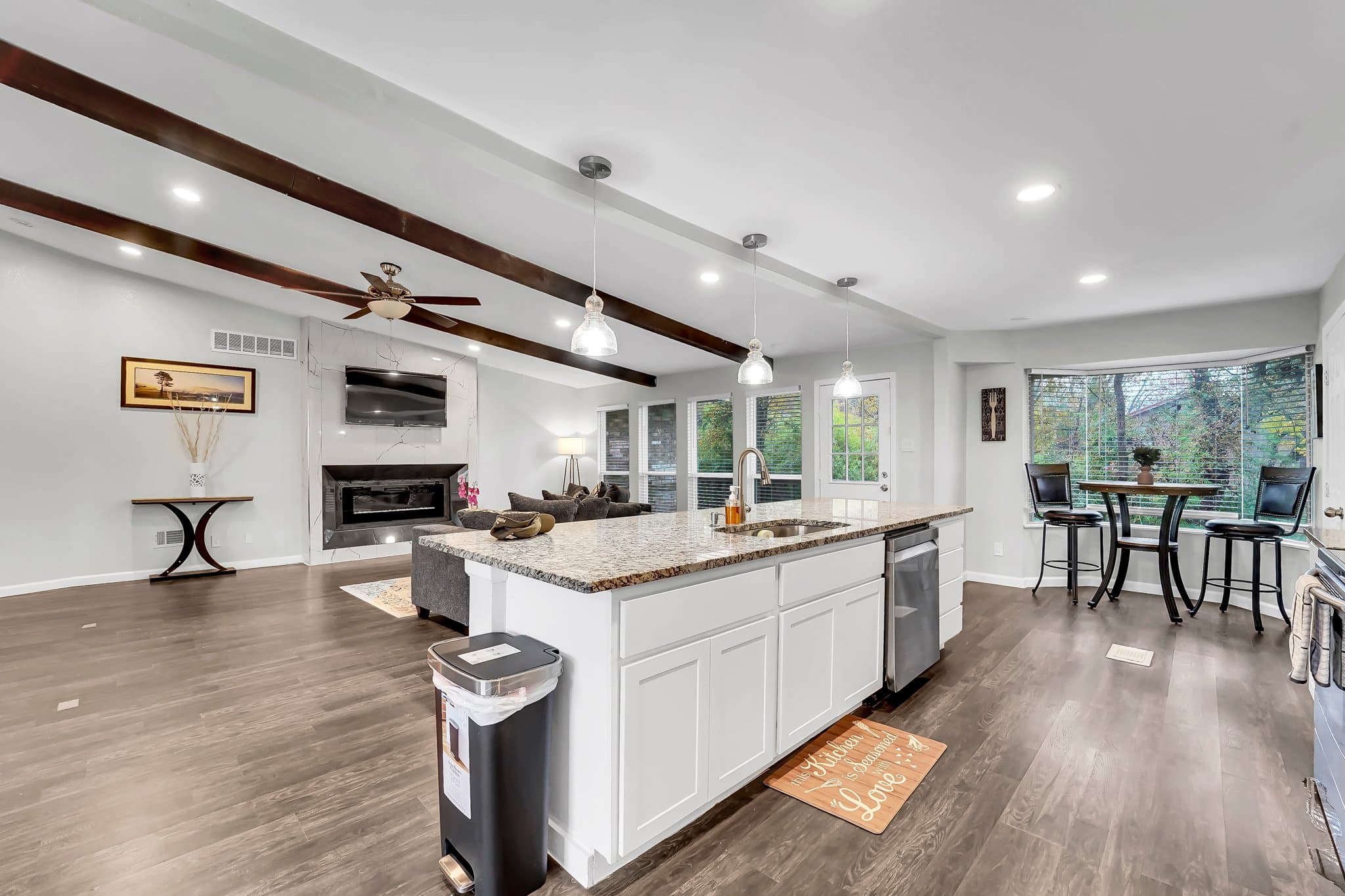 Garland House: 3801 kazak st
