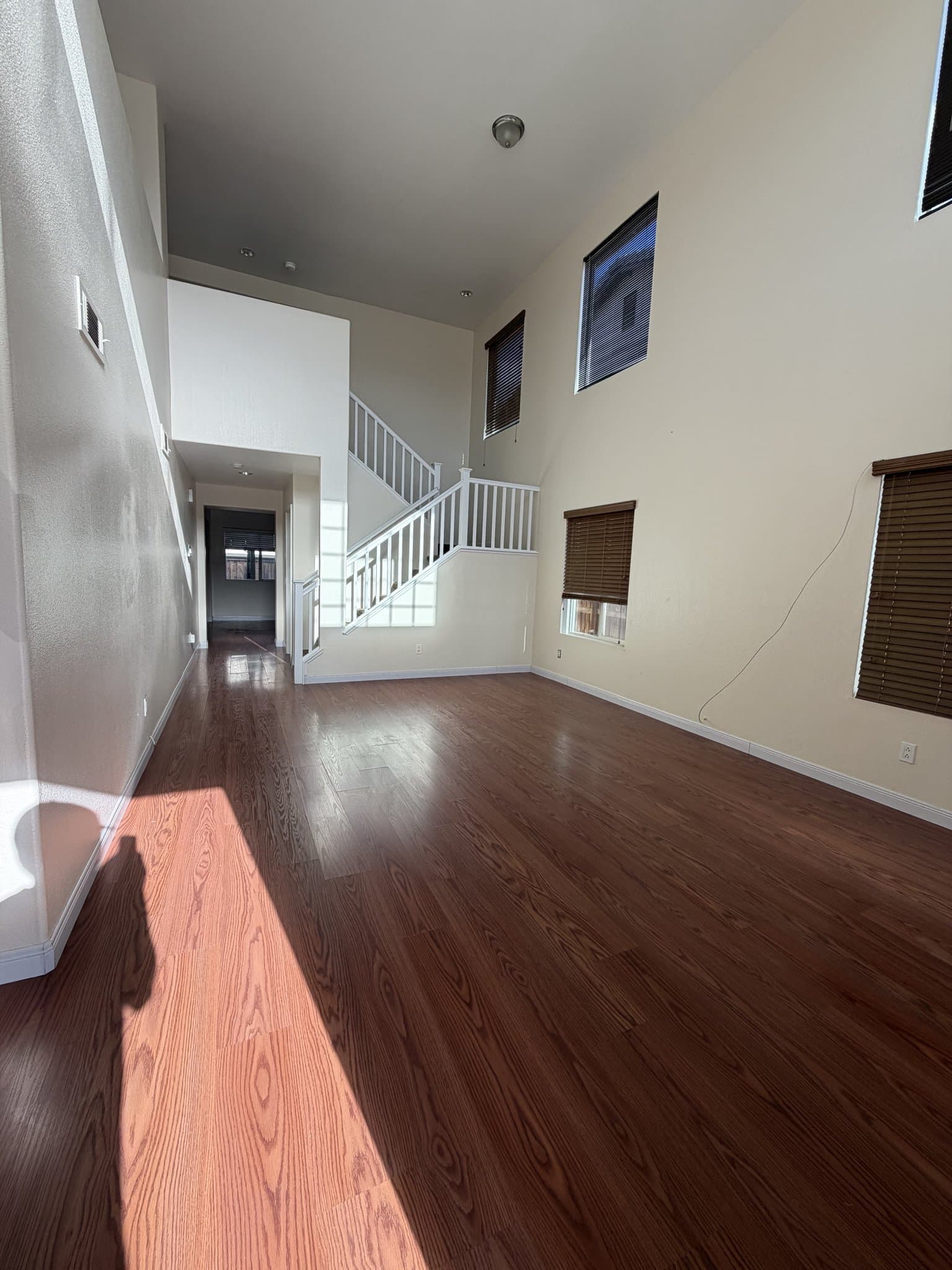 Hesperia House: 10755 Arabian CT
