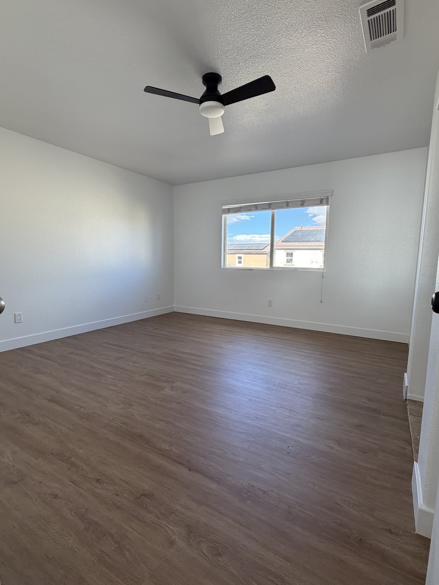 Hesperia House: 10755 Arabian CT