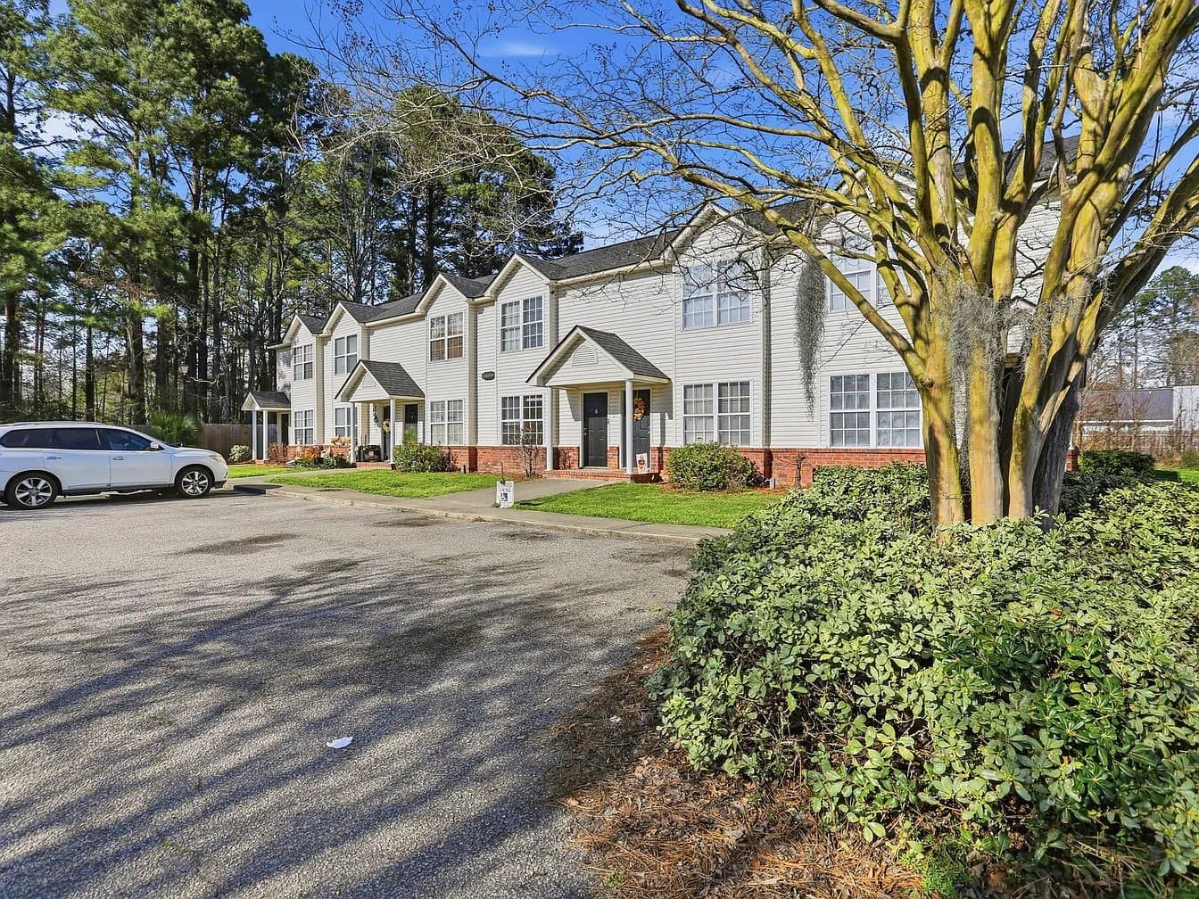 North Charleston Townhome: 4062 Cedars Parkway