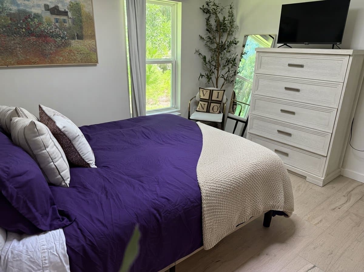Palm Coast Single Room: 27 Pillar Ln